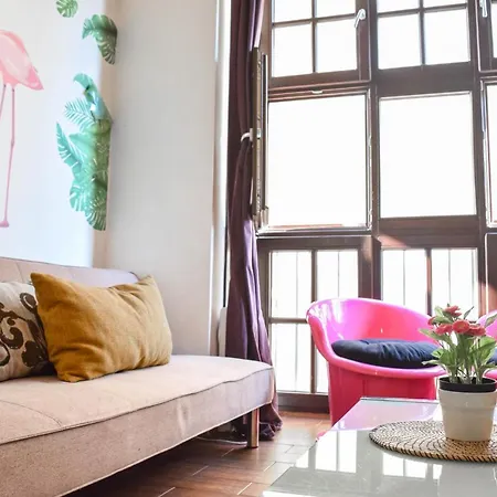 Apartamento C/carretería *